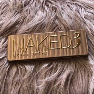 URBAN DECAY: NAKED 3 PALETTE